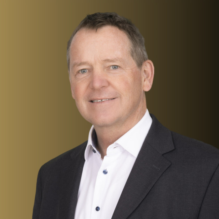 Dr. Marco Möhr Dr. Marco Möhr